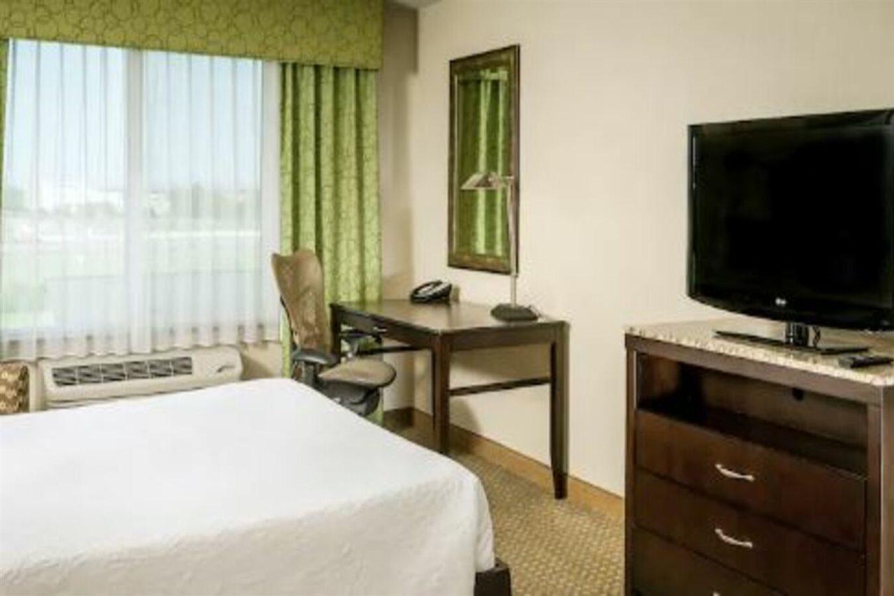 Hilton Garden Inn Seattle/Bothell Dış mekan fotoğraf