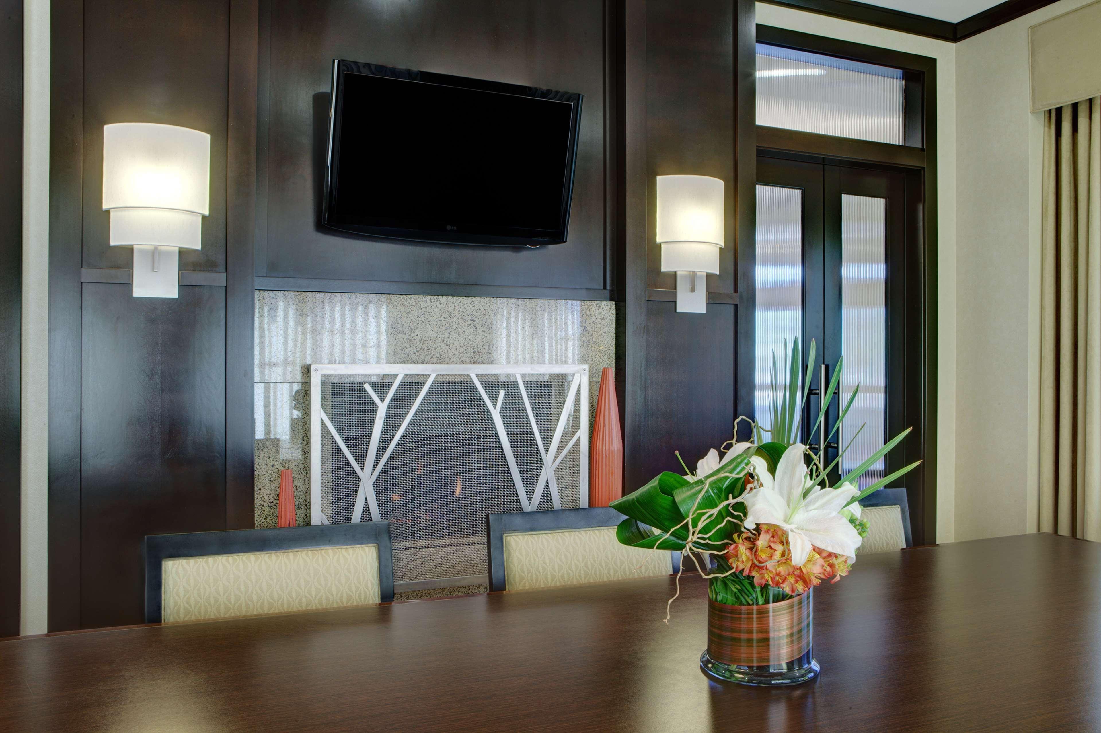 Hilton Garden Inn Seattle/Bothell Dış mekan fotoğraf