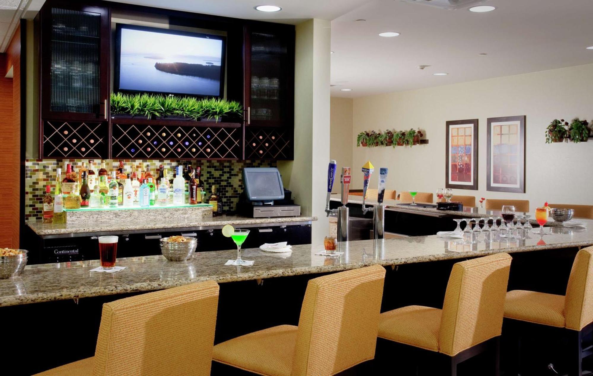 Hilton Garden Inn Seattle/Bothell Dış mekan fotoğraf